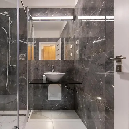 Apartment Spa Residence Carbona Lio Suites F010 Heviz